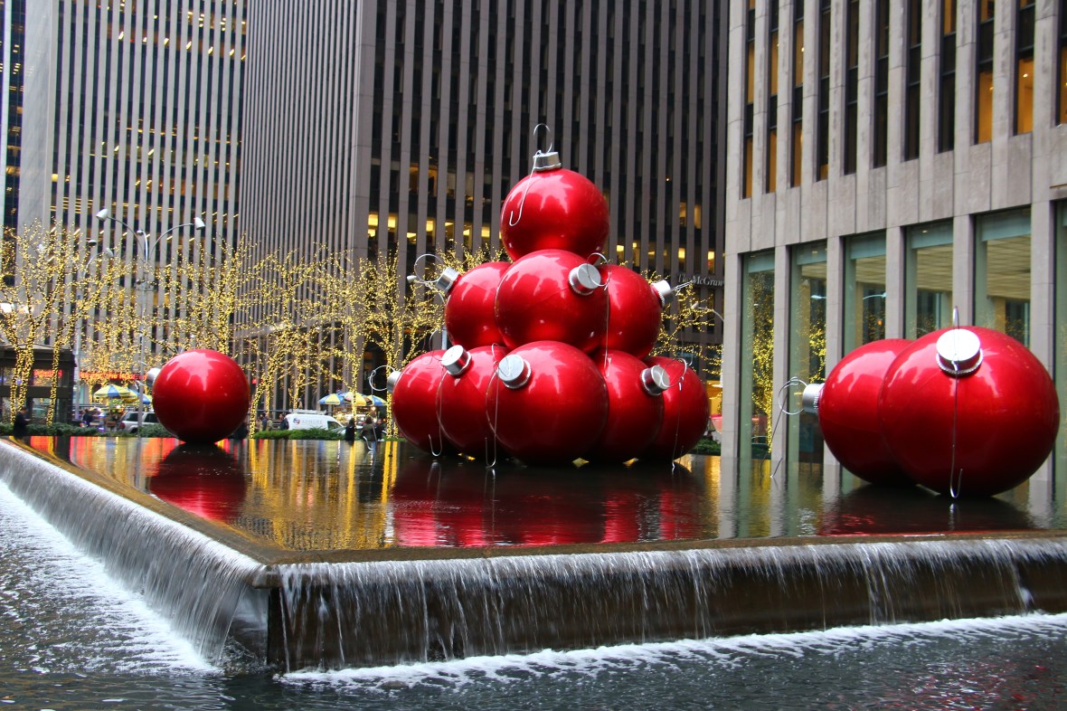 X Mas Decor @ West 50th