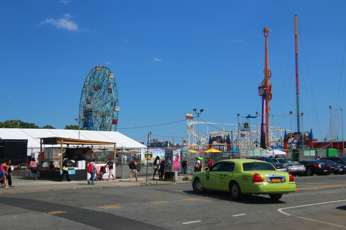 Entrance A;pproaching