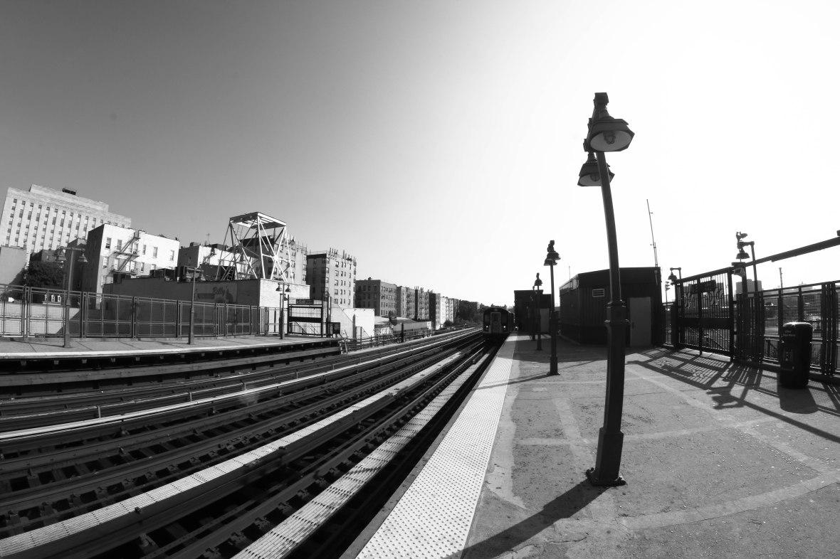 4 Train Above Yankee Stadium